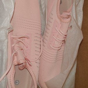 New Thick Soled Lightweight Sneakers Running Shoes